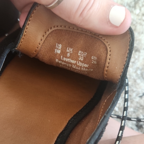 Franco Sarto Jeena Classic Black Suede Loafers, Size 9 - Picture 4 of 9